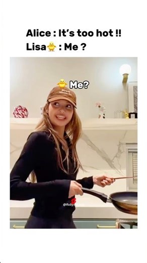 Lisa : Hot? Me? 😉😂 #trending #blackpink #lisa #blink #kpop #viral #fy #funny #viralshorts #fypage