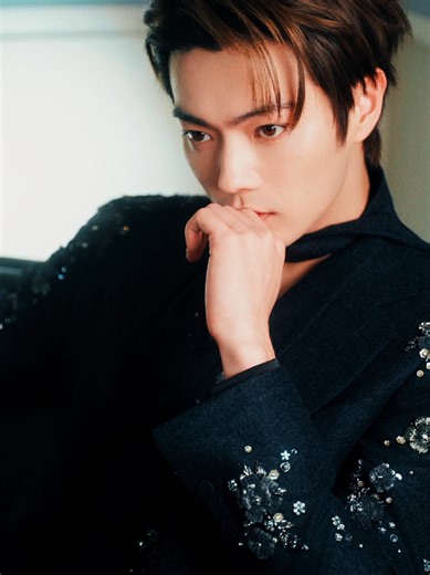 All black ลุคออกงานของข่ายวันนี้หล่อเท่ห์มากๆกับแบรน์คู่บุญข่าย#xukai#สวีข่าย #สวีข่ายxukai许凯 #event #CapCut