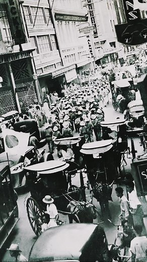 Manila, c. 1942 #timelesphilippines #oldmanila #ManilaNostalgia #factsZero #photography factsZero | FACTSZERO