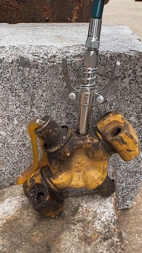 Double-handled self-locking grease fitting #Recommended Tool | Hardware tools