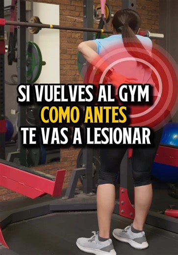 SI VUELVES AL GYM COMO ANTES, TE VAS A LESIONAR ⚠️🏋🏻‍♂️ Si retomas el entrenamiento tras semanas o meses de pausa ⏳, no necesitas intensidad máxima 🚫🔥 sino una progresión racional 📈. Reduce el volumen 📉, evita el fallo ❌ y permite que el sistema neuromuscular se readapte 🧠💪🏻. Un exceso temprano, especialmente con alto componente excéntrico, incrementa el riesgo de DOMS 24–72 h 🤕 y sobrecarga tisular ⚡. Aumenta las cargas de forma gradual (2–10%) 📊 según ejecución técnica 🎯 y toleranc