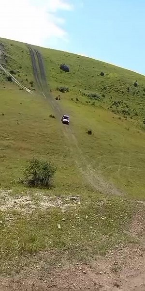 Videoclipuri postate de Dodea Gabriel (@dodeagabriel) cu Manele - Spike