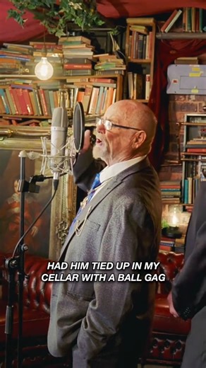 Ever made someone’s cheeks clap sound loud you’ve gone mutton Jeff in your left ear? | Pete and Bas