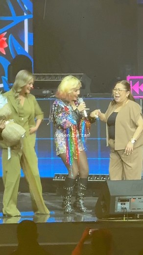 156K views · 3.7K reactions | The mother and the girlfriend Klarisse De Guzman Concert ❤️ | Taken by TAN | Facebook