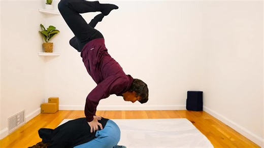 Extreme family yoga challenge