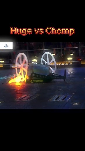 BattleBots - Huge vs Chomp #battlebots #battle #bots #robot #robotwars #war