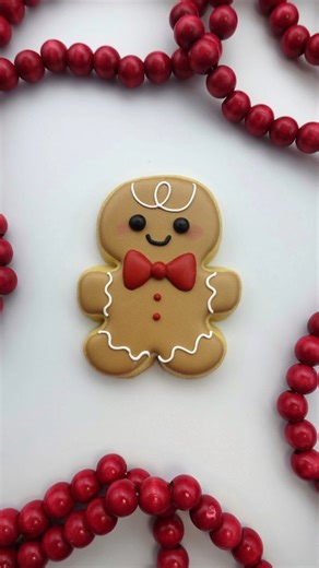 Gingerbread man! 🍪🎅🎄 Cookie cutter design by @semisweetmike ☃️ #gingerbreadman #cookiedecorating #christmascookies #decoratingcookies #holidaycookies | Sugar Dust Cookie Co.