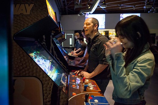 The 10 best ways to make friends in L.A. as an adult