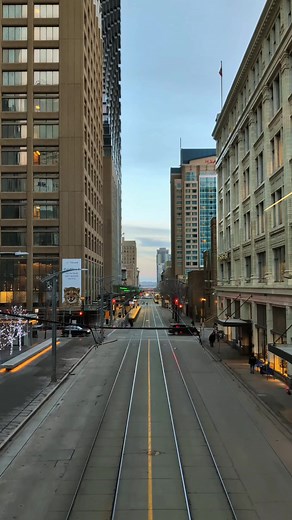 see train #Calgary #yyc #downtown #train #railfan #lrt #publictransport #ctrain #city #downtowncalgary #trains #fyp #alberta #canada