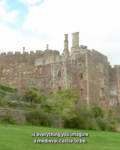 Berkeley Castle in Gloucestershire has been home to the Berkeley family for nearly 900 years, making it the oldest inhabited castle in Great Britain by the same family. The castle has hosted around ten monarchs, including Henry VII and Edward VI, and is famous for the imprisonment and gruesome murder of King Edward II, allegedly involving red-hot irons. | Real Royalty