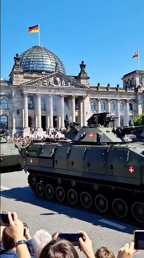 German Military Parade at the Bundestag – Marder IFVs and Soldiers in Perfect Formation