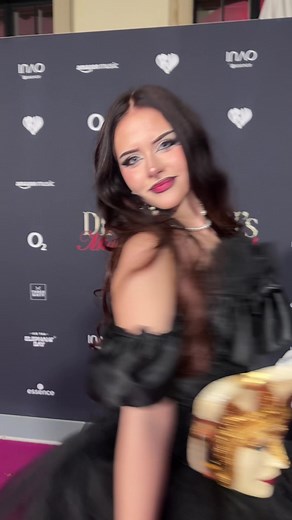 Chiara's Spooktacular Live Performance Highlights