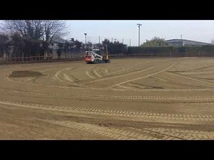 Bobcat T870 automatic grading equipment