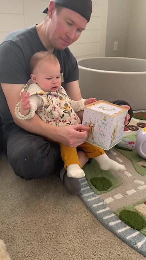 Pop goes the weasel 😂 #reels #fail #funny #bunny #baby #fatherson | America's Funniest Home Videos