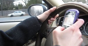 Distracted Driving Laws Might Make Roads More Dangerous