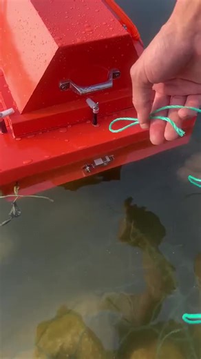 Jason Moments (@jasonmoments)’s video of Fishing Boat