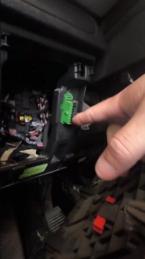 obd2 PEUGEOT 208/ where is the obd port #german #lasedegarage #asiquedo #obd2 #peugeot208