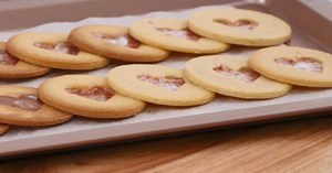 9Honey's 12 Hacks of Christmas: Candy cane stained glass cookie hack