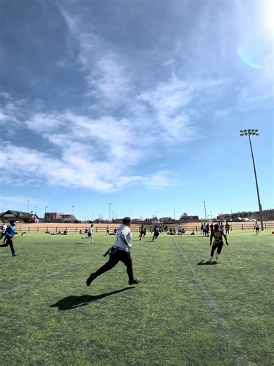 Trevontae with the deflection to setup Julius with a 35 yard interception return! 👌 #flagfootball
