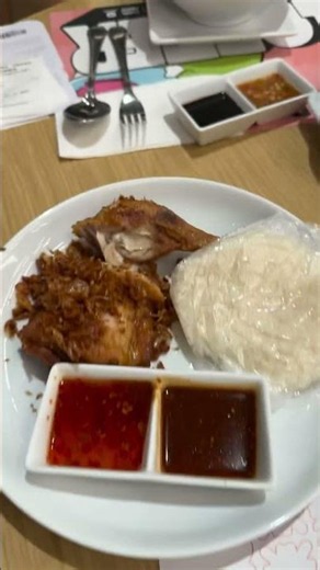 Lunch at Lofter - Central Chidlom #bangkok 🇹🇭