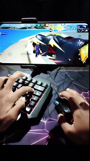 1 vs 2 Gameplay Keyboard Mouse⌨️🖱️📱Free Fire #mixpro #geekgamer #shorts #shortsviral #youtubeshorts