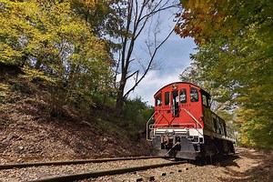 This Vintage Train Will Take You Through Some of the Best Fall Foliage in New York State