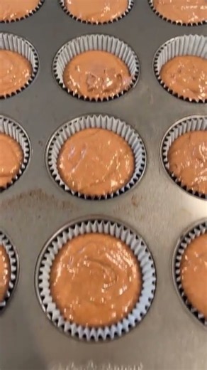 German Chocolate Cupcakes Its my birthday so I decided to make my favorite! Decadent ch