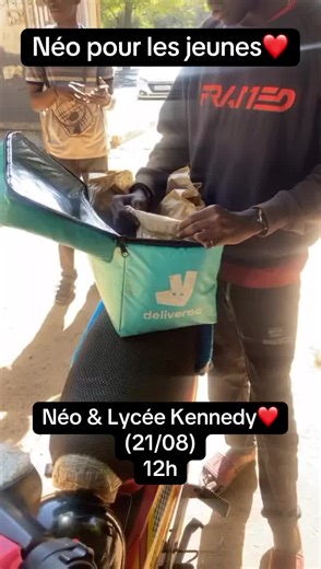 11 sandwiches achetés la livraison sera gratuite❤️🚨 Mercii au lycée Kennedy❤️ #neopizza #offrejeunenéo #pourtoi #senegalaise_tik_tok🇸🇳pourtoichallenge #gomangertameilleurepizza #tiktok🇸🇳 #viral