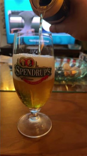Konsten att hälla världens Bästa Pilsner Urquell 🇨🇿