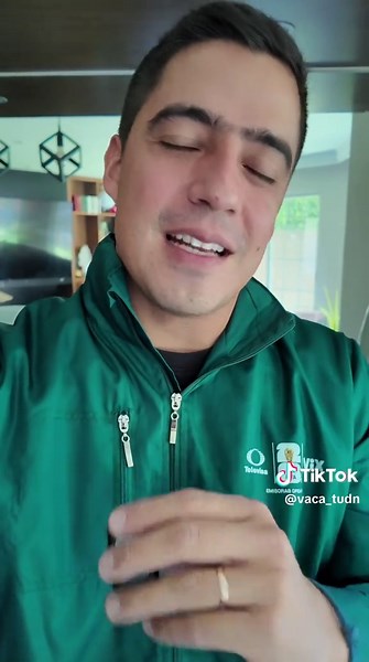 Me mandaron este video de este futuro narrador… 🎙️⚽️🥹 | niña narra como andres vaca