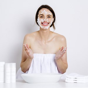 Watch Pearlosophy O2 Cleanser on Amazon Live