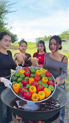 Cooking deep fried chicken with chili recipe #cooking #shorts #recipe #amazing #perfect