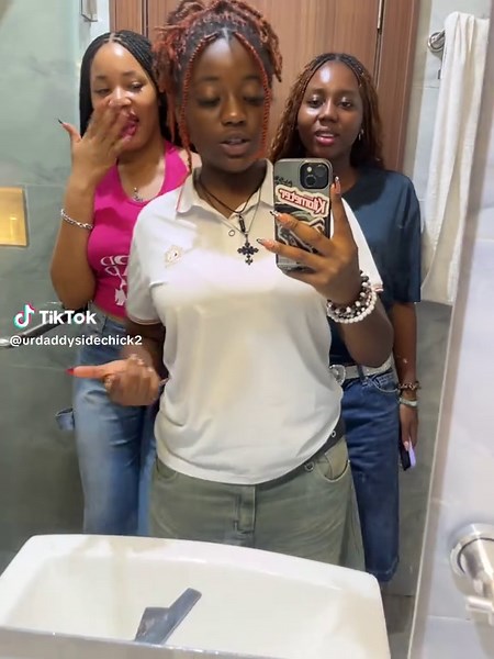 @𝐌𝐬. 𝐀𝐩𝐡𝐫𝐨𝐝𝐢𝐬𝐢𝐚𝐜💋 #urdaddysidechick2 #fyp