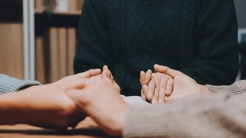 clip-4019251283-praying-hands-clasping-together-showing-unity-support