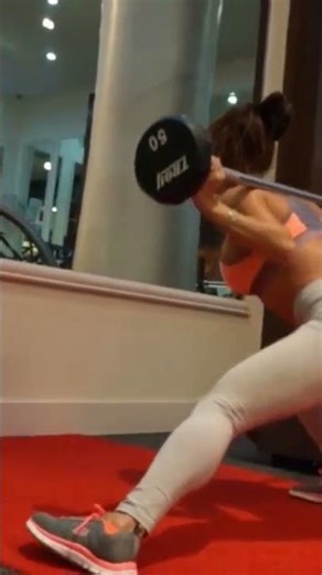 Strong Women Train Hard!🔥 INSANE Squat Power #FitnessShorts #SquatMotivation #StrongWomen