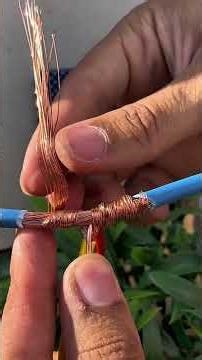 Three-wire splice with one rigid wire.Strong method to join three #USA #electrical #splice #wires