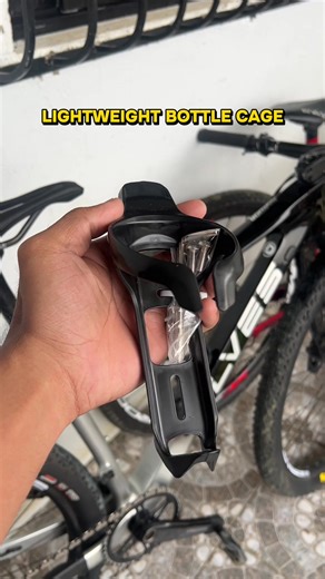 Lightweight Bottle Cage for Cyclists