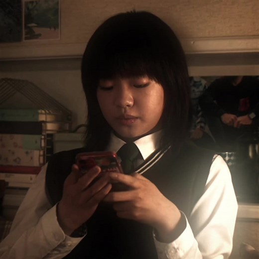 Exploring Lesbian Themes in Korean Entertainment | Kim Sia Kiss Scene