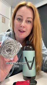 Here’s how to clean your oven without using toxic chemicals / non toxic / For All Australia