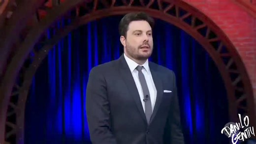 40K views · 557 reactions | Chama o Batman pra combater o Mister Freeze e o Pinguim | Danilo Gentili | Facebook