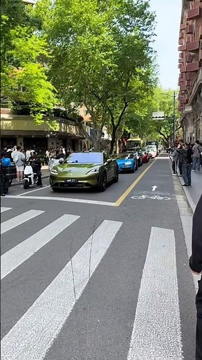 🤯💰 $100M Bugatti Shocks Shanghai Streets 🇨🇳🔥 But Shangjie Z7 Steals the Spotlight! 🚀👀