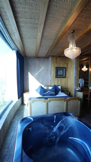 Welcome to the Royal Suite 💙 For info on our special offers & packages: 09260999 #suitelife #baylodgelebanon | Bay Lodge