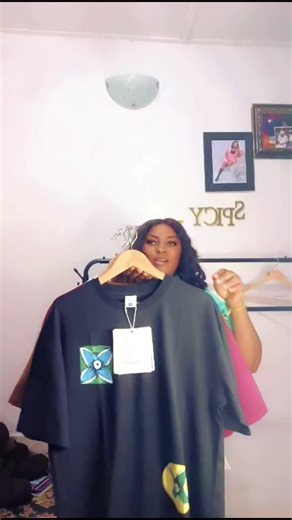 Spicy mimi collectionHigh quality luxury Polo Available in this display color's Price 12,000 Call/WhatsApp08071620344#newbeginnings#teesonbudget#nig