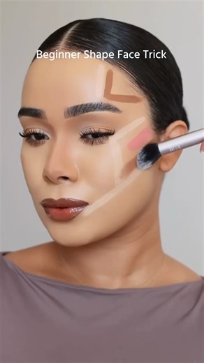 Stop scrolling… this beginner trick is work😳🔥#youtubeshorts #shorts #makeuptutorial #viralshorts