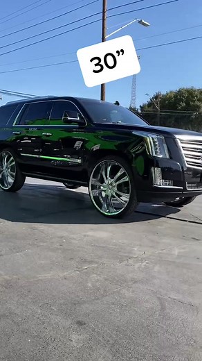 Cadillac Escalade on 30-Inch Wheels in San Antonio, Texas