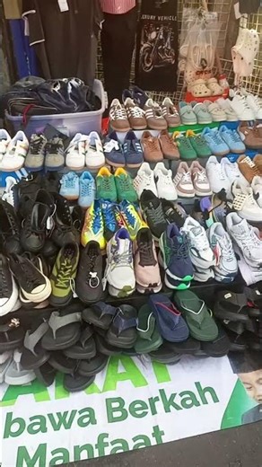 hunting pasar loak jembatan item terlengkap apa aja ada geysss #pasarloak #jatinegara