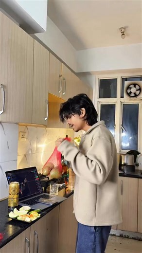 🚀 Adsagency – Apni Skills Ko Next Level Le Jaao! Kya college ki padhai se kaafi nahi ho raha? Job market ka pressure mehsoos ho raha hai? Toh ab waqt hai apne aap ko skill-ready banane ka — Adsagency ke saath! 🔴 LIVE Classes | Real-World Skills | Career-Focused Learning 💡 Kya Milega Adsagency Pe? ✅ Live Interactive Classes – Boring recorded videos nahi. Real mentors ke saath real-time seekho. ✅ Skill-Based Courses – Digital Marketing, Python, Communication Skills, Excel & more. ✅ Career Guida