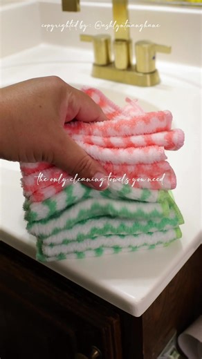 Essential Microfiber Towels for Effective Cleaning
