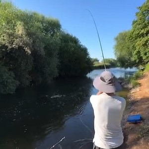 Fancy catching your FIRST river barbel? This is FREE TO VIEW now.😉🎣 | Catch More Media
