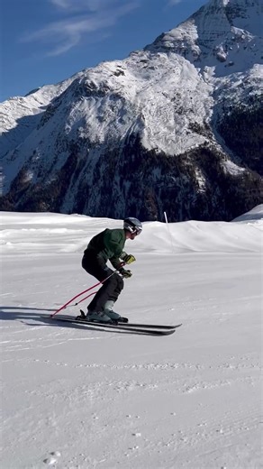 Ski season in full flow ❄️ #ski #skiingtiktok #swissalps #skills #skiracing